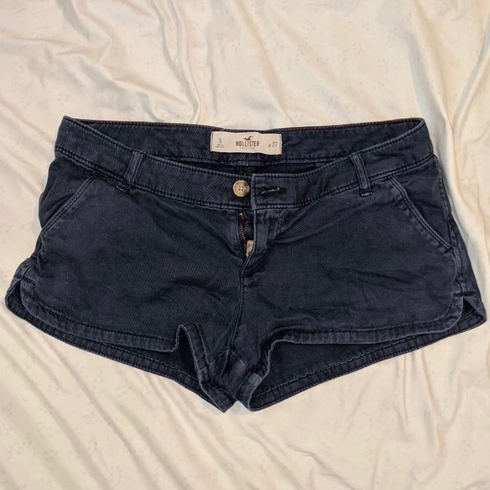 Navy Hollister Regular Waisted Shorts